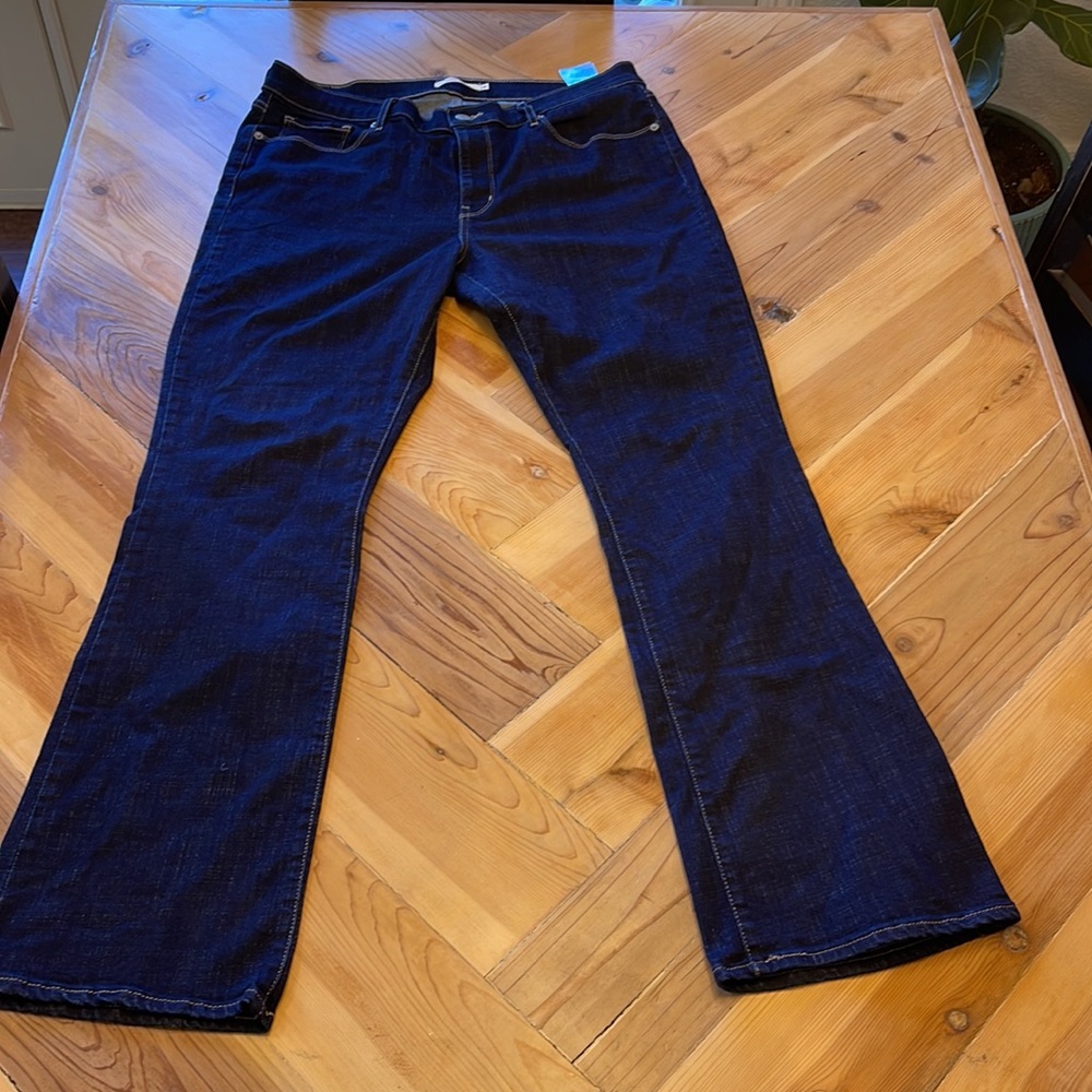 Levi’s Classic Bootcut Mid Rise Jeans Dark Wash Denim Women’s Sz 14 EUC